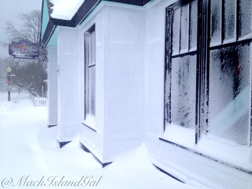 mackinac-island-blog-snowstorm